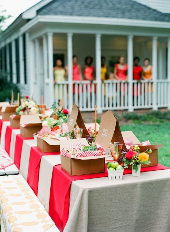 What's not to love about this outdoor picnic inspired bridesmaids luncheon !